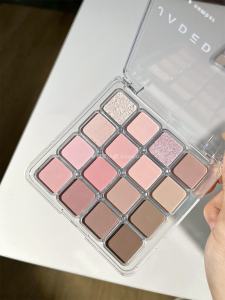 Matte Shimmer Pink Rose Earth Tone Low Saturation Eyeshadow Pearlescent Brightening under Eye Daily Student Light Makeup