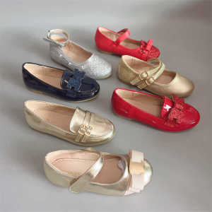 Trendy Anti-Slip Princess Style PU Leather Shoes for Girls Spring Autumn Seasonal Slip-On Shoes Ballet Flats Childrens Footwear