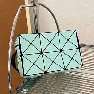 Unique Design Summer 2025 Womens Crossbody Shoulder Bag Geometric Box Pattern Soft PU Leather Korean Style Square Handbag