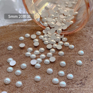 การตกแต่งเล็บกึ่งวงกลมมุกในก้นแบนสีขาวน้ํานมสําหรับทุกสภาพผิว แห้งง่าย เคลือบเงา