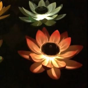 Lampu Hias Kolam Taman LED Bunga Teratai Lampu Taman Dekorasi Outdoor