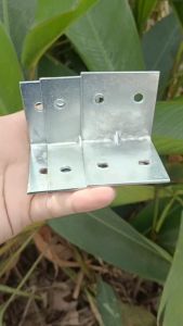 Ke góc vuông (Sắt) - 5x5x5 cm - Dày 25mm - Lỗ Ø 6mm