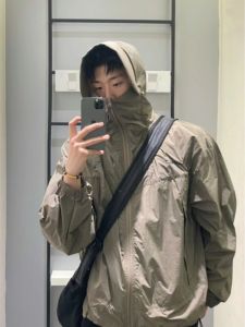 Men's Summer Outdoor Lightweight Breathable Hooded Jacket & UPF 50+ Sun Protection Clothing