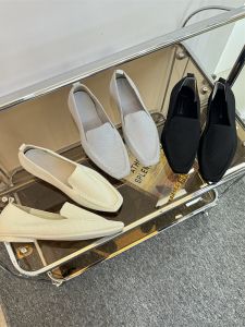 Breathable Fly Knit Work Shoes Womens Casual Flat Footwear Comfortable Commuting Fashionable Color Block Synthetic Leather