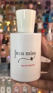 น้ำหอมผู้หญิง/ผู้ชาย กลิ่นหอมหวานของราสเบอร์รี่ กลิ่นหอมโรแมนติกชวนฝันกลางฤดูร้อน ของบริษัท [บริษัทที่ผู้ใช้]