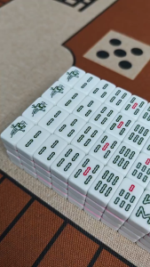 24mm Mahjong Set with Numbered Green Tiles - Portable Game for Family Party