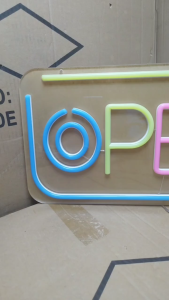 ป้ายไฟLED OPEN-เเนวนอน ป้ายไฟหน้าร้าน ไฟตัวอักษร ป้ายไฟนีออน ป้ายOPEN แบบอะคริลิค