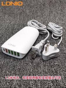 Wireless Hong Kong Version 3-Position Fast Charge Universal Plug + Type-C Extension Board 180-Degree Rotating Socket Board