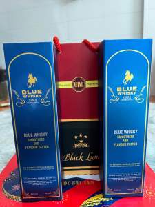 Bộ quà Tết Combo 2 chai  Black/Blue /Red Lion  nhập Lào(đẹp sang trọng)