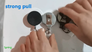 Retractable Badge Holder 32mmZinc Alloy Reel Metal ID Badge Holder with Belt Clip Key Ring for Business Card