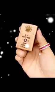 HỘT QUẸT BẬT LỬA ZIPPO ĐỒNG CỔ U.S AIR FORCE (KHÔNG QUÂN MỶ) MỘC ĐÁY LA MÃ 2000 XV KIM LOẠI NGUYÊN KHỐI- BẬT LỬA CHÂT