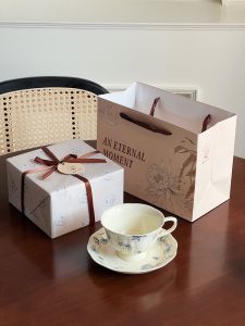 French Vintage Blue And White Ceramic Coffee Cup And Saucer Set Unique Design Sensation Tea Cup for Ladies Afternoon Tea