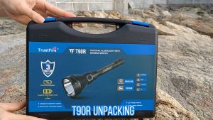 ไฟฉายล่าสัตว์ Trustfire T90 21700 2300lm ไฟฉาย LED ชาร์จไฟ แบบไฟเดินป่า/ตกปลา/ไฟกลางคืน