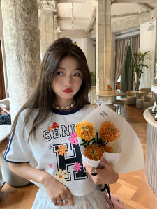 Short White Womens T-shirt Loose Fit Summer Dopaamine Style Design Korean round Neck Print Element Creative Fashion Trend