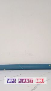 BELI 3 GRATIS 1 Wallpaper Stiker Dinding Dekorasi Plafon Furniture Bahan PVC