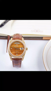 【START】Tiger Eye Stone Mens Watch Swiss Fully Automatic Mechanical Movement Diamond Watch Date Week Function Butterfly Buckle Crocodile Skin Strap