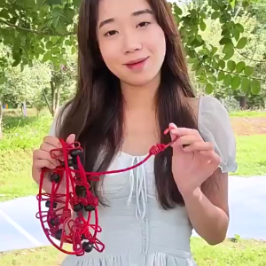 SG READY STOCK 1.8m Portable Travel Clothesline with 12 Clips Non-Slip Elastic Laundry Drying Rope with Storage Pouch