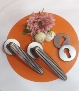 Handle Roses DELILE Kunci Pintu kamar tidur dapur tamu kantor 72F256 MAB Set lengkap