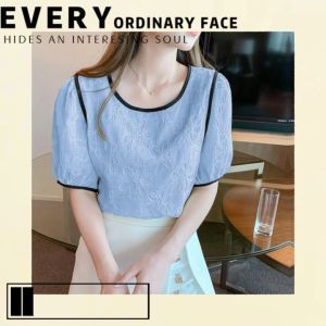 QZshop พร้อมส่งในไทย🌟 เสื้อแฟชั่นผู้หญิง เสื้อลายดอกไม้สไตล์เกาหลี🌈 ตัดขอบเพิ่มดีเทลความเกร๋ ผ้านิ่มมาก มี 3 สี สวยหวานละมุนนี น้ำตาลเรียกพี่ไปเลย สาวๆห้ามพลาดเลยน๊าา🌻