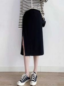 พลัสไซส์ สีดำ ไม่สมมาตร กระโปรงทรงเอ บาง ฤดูร้อน สไตล์ใหม่สําหรับ พลัสไซส์ ผู้หญิงสูง เอว ลำลอง พรางหุ่น ความยาวปานกลาง กระโปรง