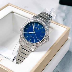 ĐỒNG HỒ NỮ CHÍNH HÃNG CITIZEN EM0940-54L Eco Drive Classic Blue Dial Diamond Silver Stainless Steel For Lady