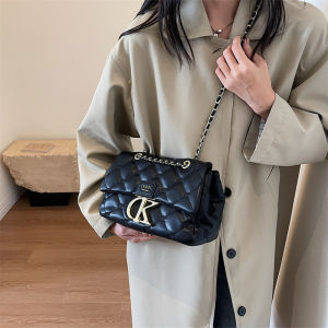 New Stylish Simple Quality Womens Bag Versatile Single Shoulder Crossbody Chain Bag Embroidered Diamond Grid Small Fragrance Style Bag