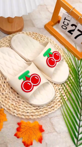 รองเท้าแตะ รองเท้าแตะแฟชั่นน่ารักๆ รองเท้าใส่สบาย กันน้ำ กันลื่น ลายน้องการ์ตูนเชอร์รี่น่ารักๆ