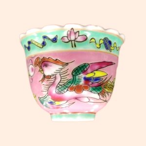 Peranakan Nonya Nyonya Varieties Hand Painted Enamel Colors Teacup Scalloped Rim