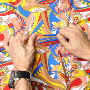 ผ้าคอตต้อนทีซี Cotton TC ลาย Abstract ดอกไม้และใบไม้ 44 นิ้ว ผ้าเมตร ผ้าหลา