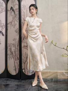 JK&JS | Đầm Cheongsam Phong Cách Trung Quốc Mới 2026 Chất liệu Rayon Linen