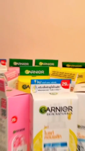 GARNIERการ์นิเย่ สกิน แนทเชอรัลล์ เซรั่ม ครีม ยูวี ขนาด (1x6ซอง) กล่องละ (1box)