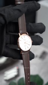 Jam Tangan Wanita Alexandre Christie Classic AC 8698 LHLRGSLBO White Dial Brown Leather Strap