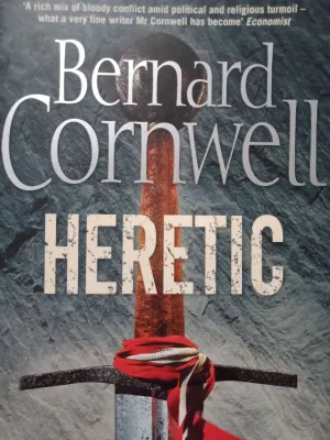 Heretic by Bernard Cornwell 28L A