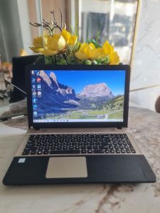 asus i3 gen 7  Ram 4g  Ổ ssd 120g . màn to 15.6inh  pin dùng 2 giờ  full chức năng