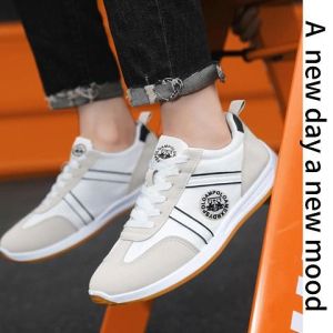 BBPShop สินค้าเข้าใหม่ปังมากจ้า รองเท้าผ้าใบแฟชั่นสำหรับผู้ชาย ทรงสวย งานดี กันลื่นแน่น มีให้เลือกถึง 3 สี งราคาไม่แพงนะ ไม่เชื่อจิ้มตะกร้าเลย