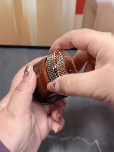 Moisturizing Lady Cream With Cordyceps Ganoderma Lightweight Hydrating Brightening Skin Enhancing Natural Beauty Face Cream 50g 贵妇膏