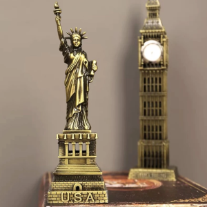 18CM Statue Figurine Ornament of Liberty World Famous Landmark Building Metal Model