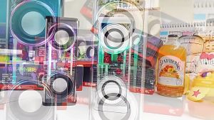 Loa không dây phát nhạc với ánh sáng RGB