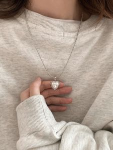 Pearl Heart Long Necklace Womens Spring High-End Sweater Chain Elegant Lightweight Korean Style INS Hoodie Chain Fashion Jewelry