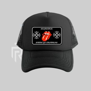 TOPI HITAM PUTIH SABLON MOTIF LIDAH MERAH
