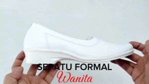 CBR SIX Sepatu formal wanita untuk AKPER / Perawat atau sepatu dinas / Kulit PUC 730 - PUTIH