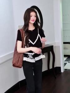 Resort Style Lace Design T-Shirt