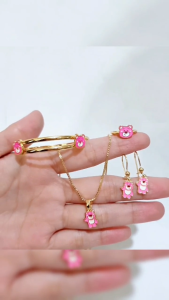 SET PERHIASAN ANAK MOTIF KARTUN BEAR DAPAT 4 ITEM /KSET-4230