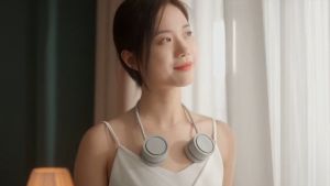 Wireless Hanging Neck Fan Power Ventilador Bladeless Neckband Fan Portable Mini Air Cooler USB Rechargeable Electric Fans