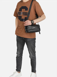 Mens Fashionable Top Layer Cowhide Leather Single Shoulder Bag Casual Crossbody Pillow Handbag Zipper Closure Soft Bag