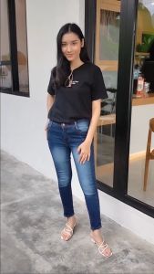 Celana Jeans Wanita Motif Tulang Bahan Jeans Premium - Celana Jeans Wanita jumbo - Serena Jeans - Celana Jeans 7/9 Ripped - Serena jeans 7/9 Cropped - highwaist jeans premium