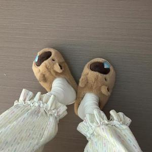 รองเท้าแตะผู้หญิงในร่มฤดูหนาว รองเท้าแตะขนนุ่มกันลื่น อบอุ่น น่ารัก รองเท้าผ้าฝ้าย รองเท้าแตะแบบสวมหัว รองเท้าแตะแบบสวมหัว