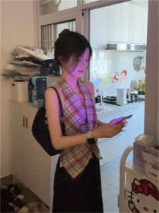 Áo Vest Không Tay Cổ Chữ V Thiết Kế Nút Thắt Cổ Điển Của Mỹ Dành Cho Nữ Mùa Hè Độc Đáo Nhỏ Gọn Áo Vest Kẻ Caro Không Tay