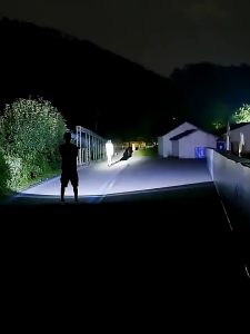 Senter Kepala 100 Watt LED Headlamp Super Terang Outdoor Anti Air Waterproof Zoom - YSSHop