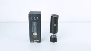 USB rechargeable electric pepper grinder household black portable sea salt button grinder